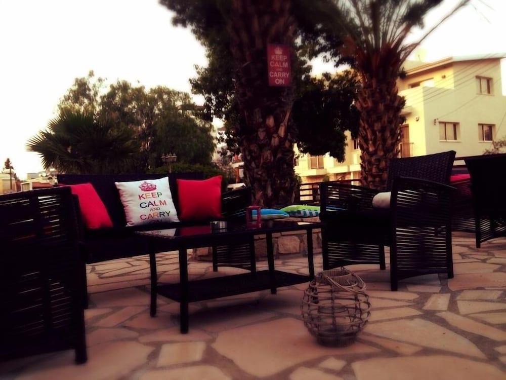 M. Moniatis Hotel Limassol Exterior foto
