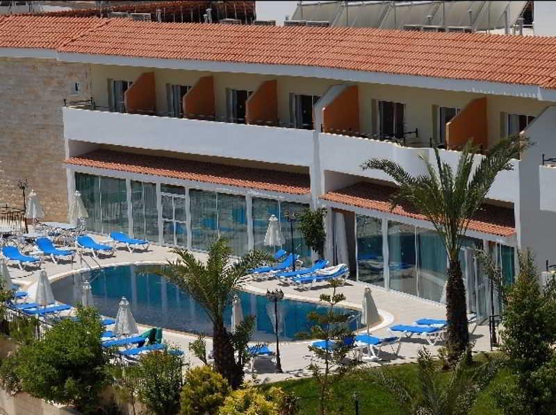 M. Moniatis Hotel Limassol Exterior foto